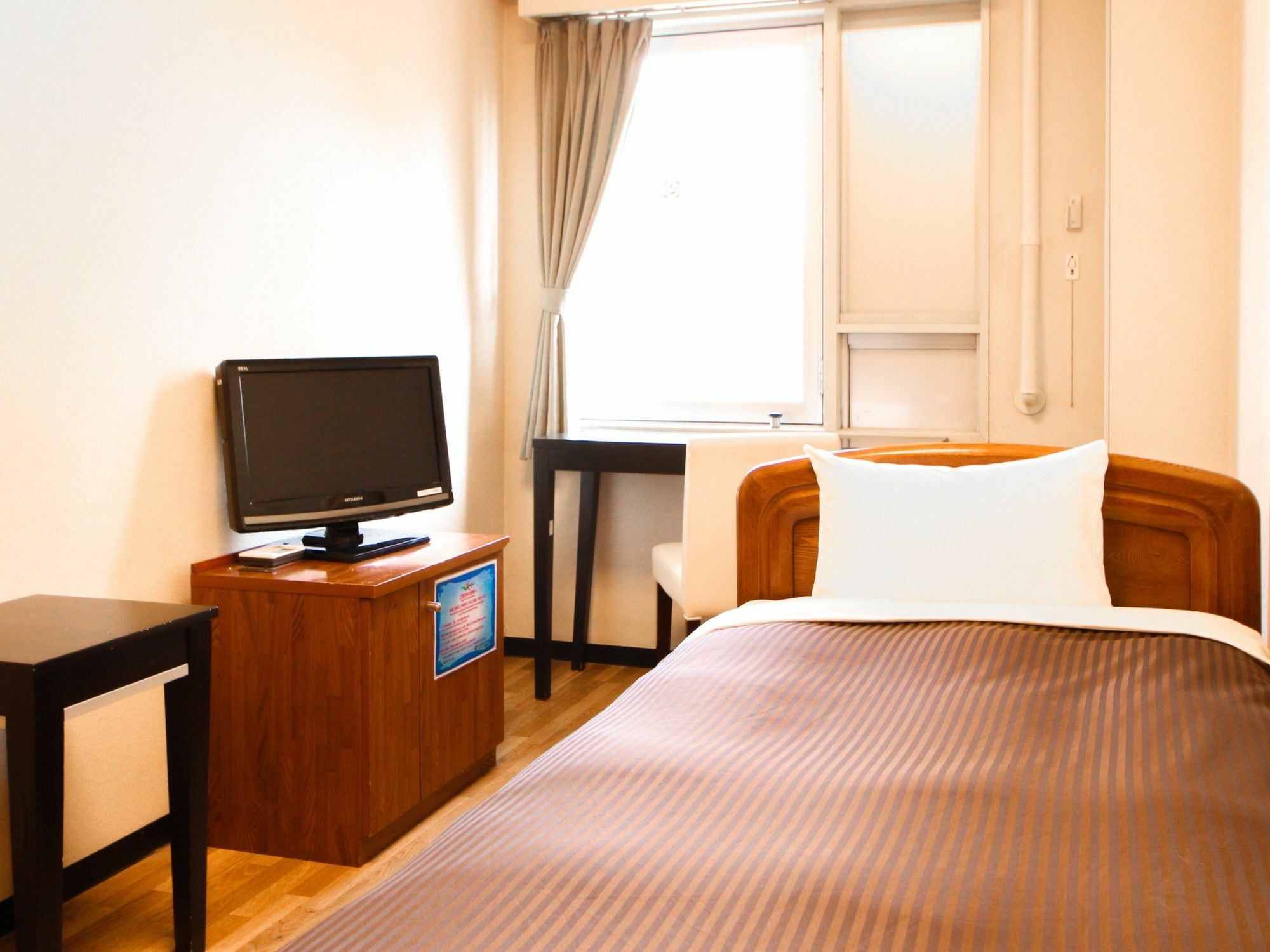 Hotel Livemax Budget Kawasaki Ekimae Luaran gambar