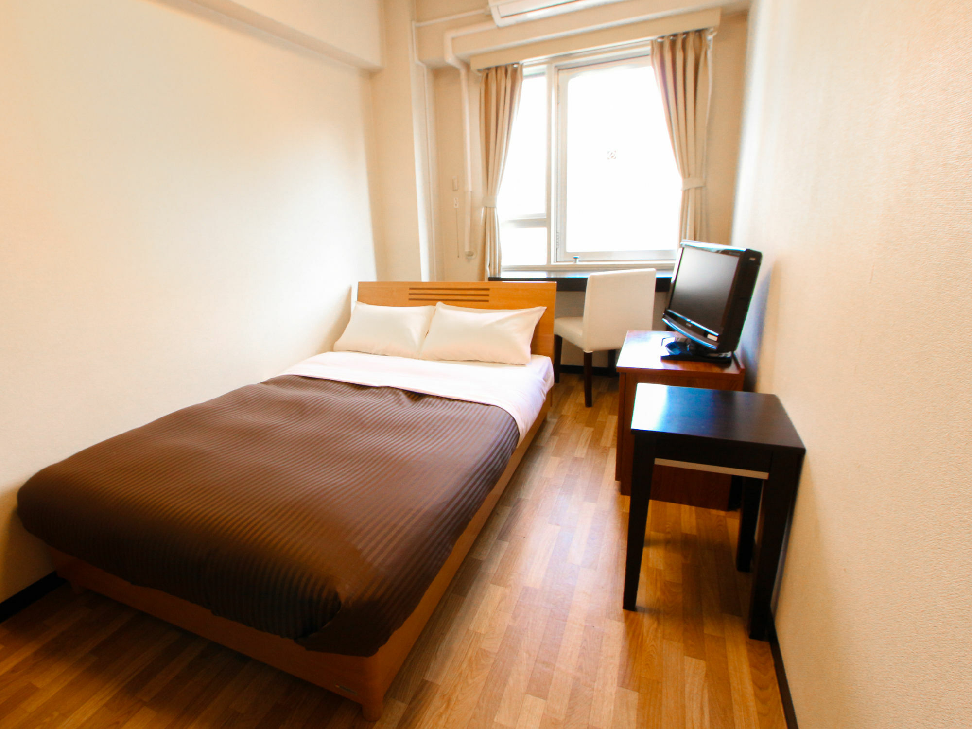 Hotel Livemax Budget Kawasaki Ekimae Luaran gambar